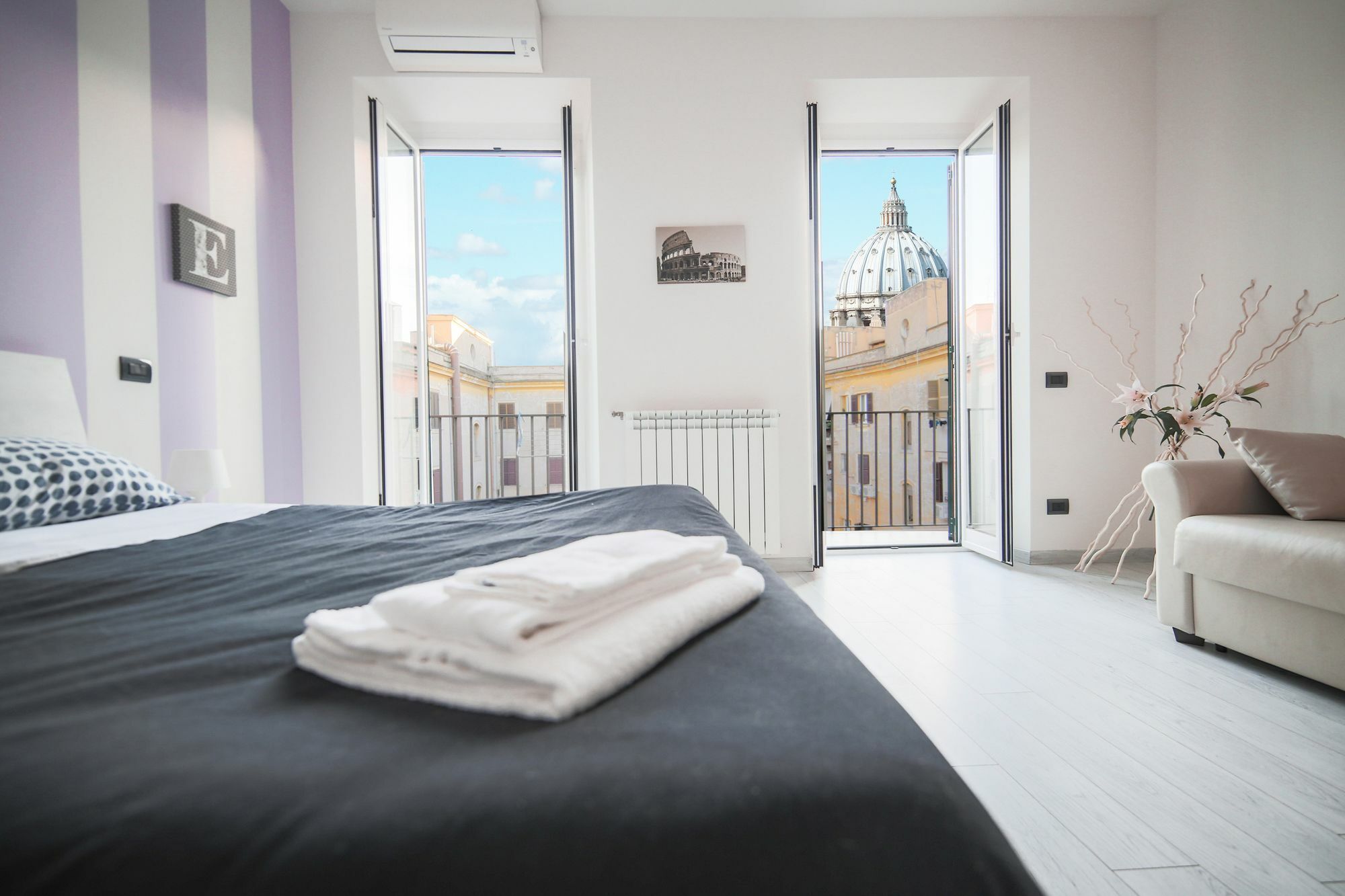 Apartment In Front Of St Peter'S Square And Vatican Museums - Mypad In روما المظهر الخارجي الصورة